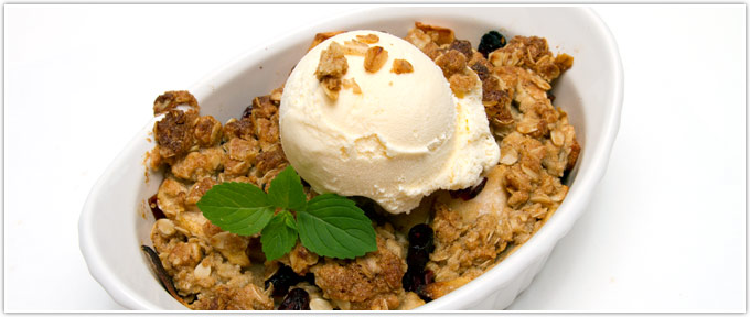 Apple, Pear & Cranberry Crisp