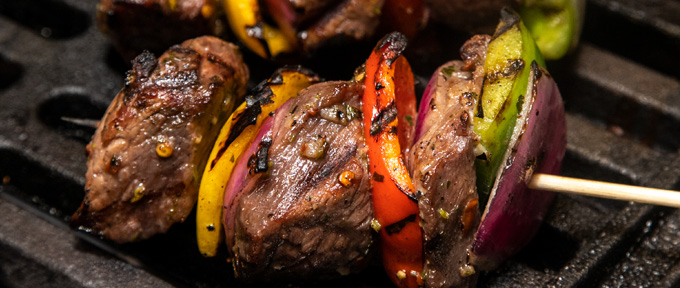 beef-and-veggie-kabobs-with-basil-sauce