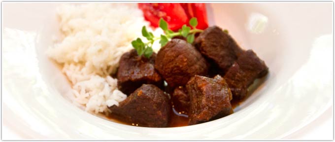 Beef Stifado