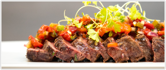 roasted-red-pepper-salsa-for-steaks