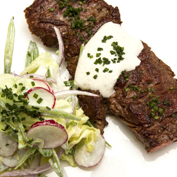 Steak Salad With Creamy Horseradish Dressing Recipe