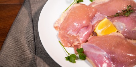 Organic Air-Chilled Boneless Skinless Thighs - 16 oz - 2 count